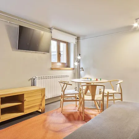 Luderna - Casa Con Terraza Dera Aubeta Holiday home *